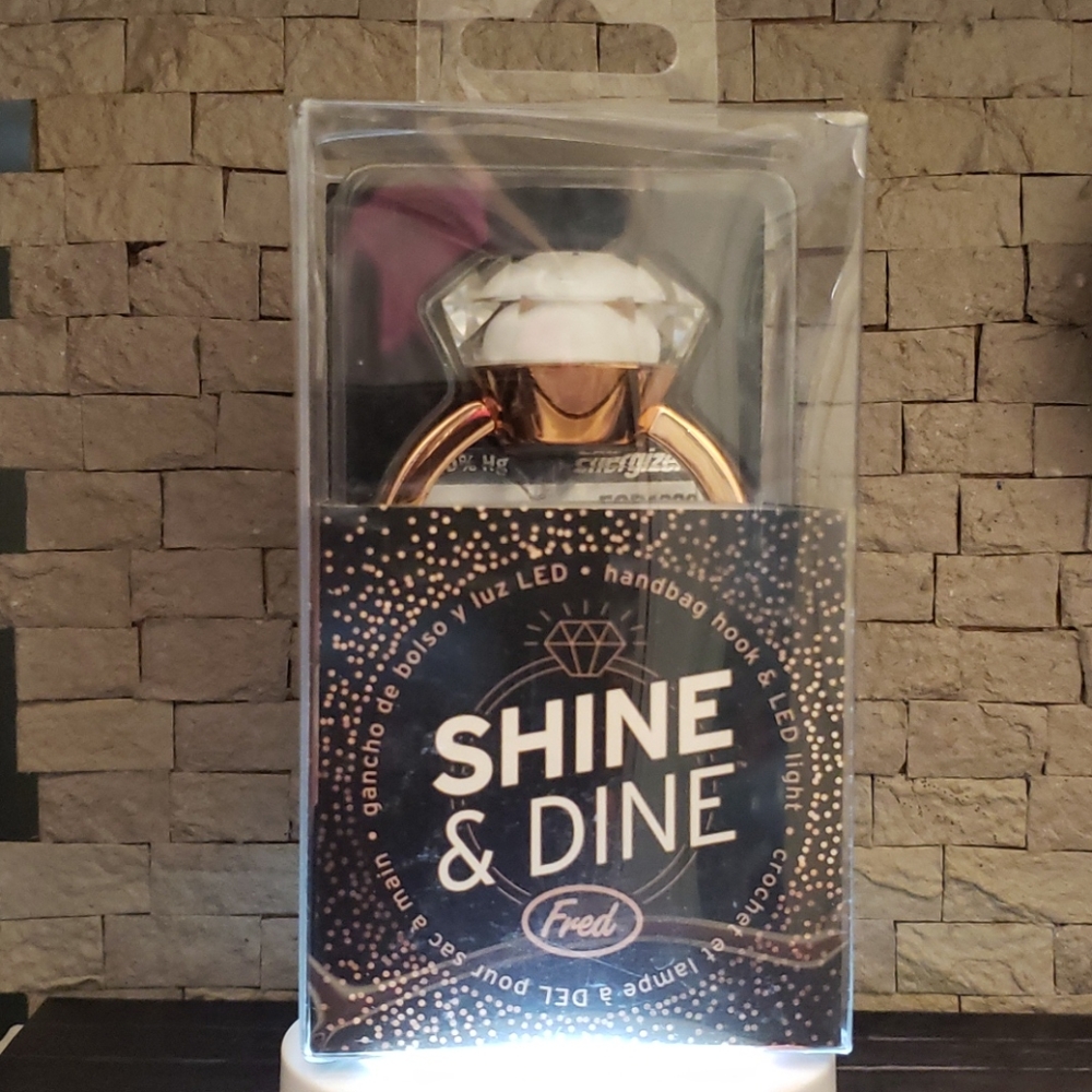 New Shine & Dine diamond ring bag holder